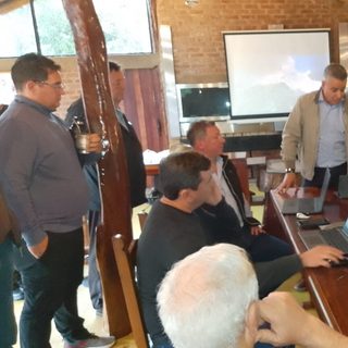 Madereros de Santo Tomé negocian por tarifas eléctricas
