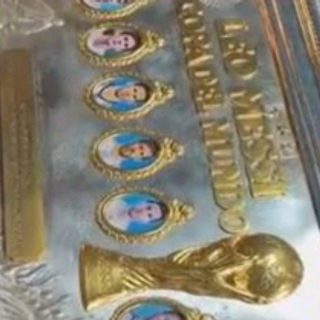 Pallarols creó una pieza artesanal única para homenajear a Messi
