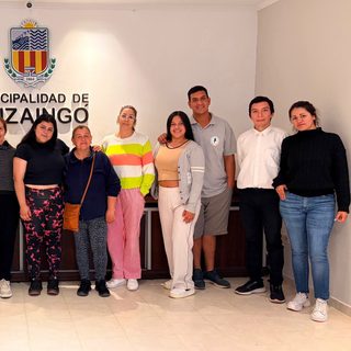 Emprendedores locales se reúnen para producir por el Día del Niño
