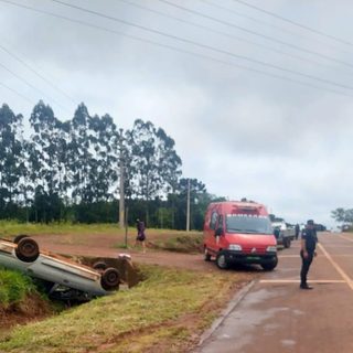 Una mujer despistó con su auto en la ruta 14 y resultó ilesa