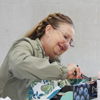 Taller de manualidades para el Día de la Madre en la ciudad