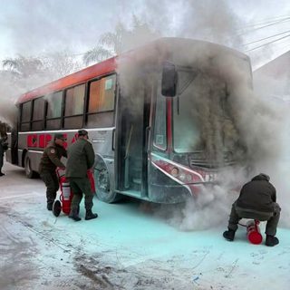 Un colectivo se incendió en pleno centro de Resistencia