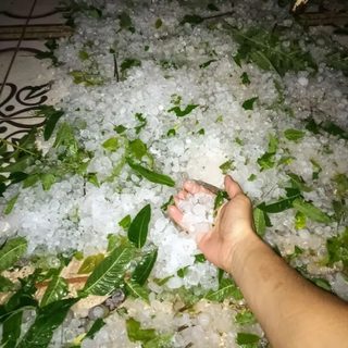 Granizo con piedras grandes voló techos en Posadas y Garupá