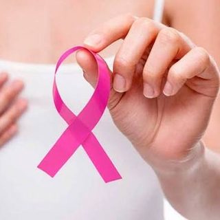 Santo Tomé se vistió de rosa para hablar de prevención del cáncer