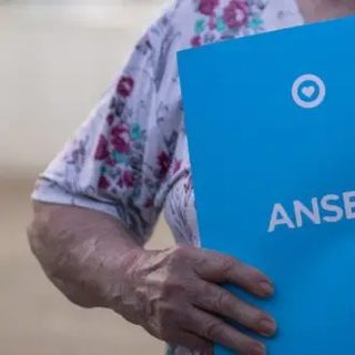 Bono de $70.000 para jubilados: sigue congelado hace 29 meses