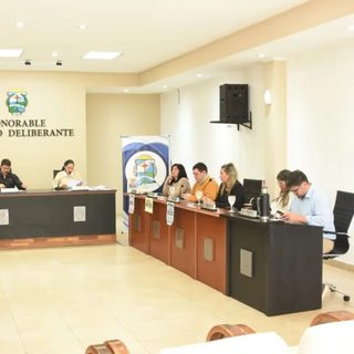 Santo Tomé sancionará los escapes libres y restaurará el Monolito contra el Cáncer de Mama