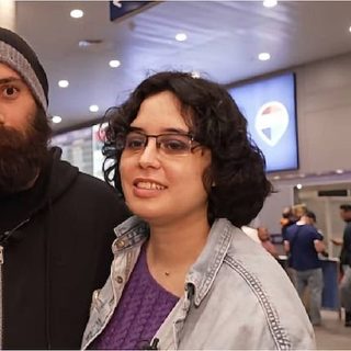 Se conocieron en un videojuego y se vieron por primera vez tras 18 años