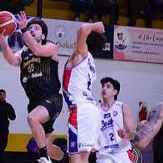 Comunicaciones ganó en suplementario y arrancó con victoria