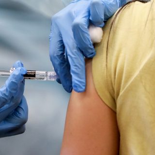 Salud Pública refuerza la vacunación antigripal y contra el dengue