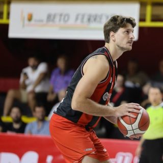 San Martín inicia su gira con Racing de Chivilcoy como primer desafío