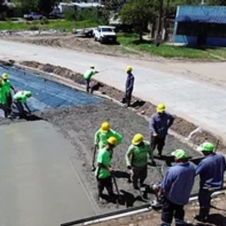 La pavimentación de la avenida Cuba entra en su tramo final