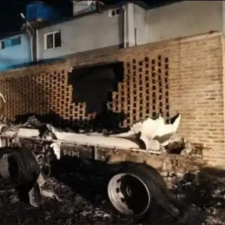 Explotó un camión cisterna en una estación de servicio de Corrientes