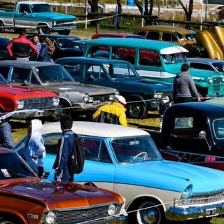 Garaví se prepara para su primer encuentro de autos clásicos