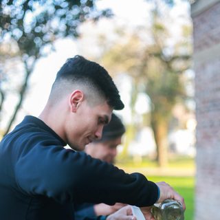 La caña con ruda volvió a reunir a vecinos en Plaza Colón