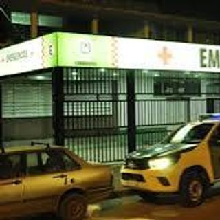 Pelea frente a un kiosco: un hombre apuñalado y un detenido