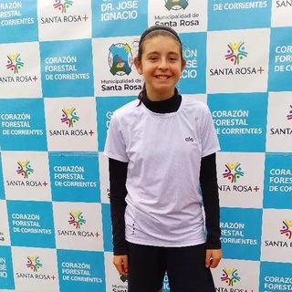 Dana Lagraña, de 13 años, clasificó al Nacional de atletismo y busca apoyo para viajar