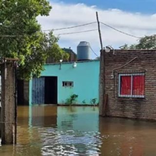 La crecida del Paraná ya desplazó a 472 personas en Corrientes