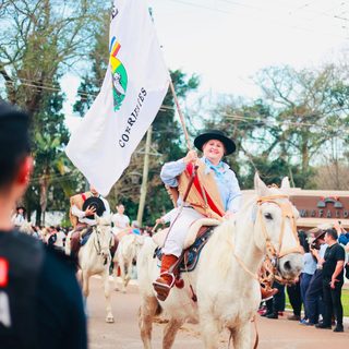 Homenaje a San Martín en Yapeyú con autoridades correntinas