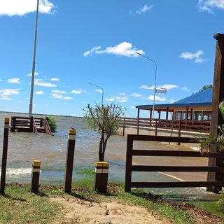 Alerta en Paso de la Patria por la crecida del Paraná