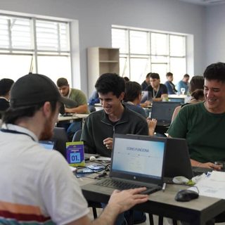 Arrancó el Hackathon 2026 con foco en salud y clima