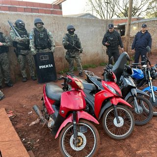 Allanamientos en Virasoro por peleas clandestinas de gallos