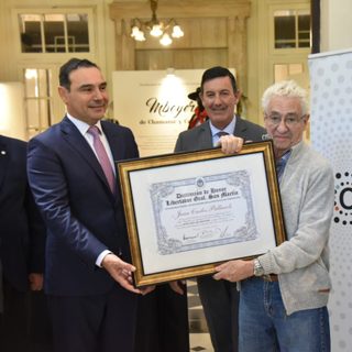 El Senado de Corrientes distinguió al orfebre Juan Carlos Pallarols