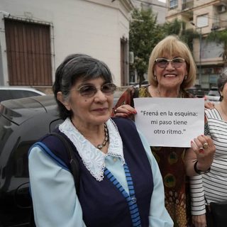 Nueva señalización vial para proteger a peatones mayores