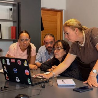 Capacitación en publicidad digital y uso de IA