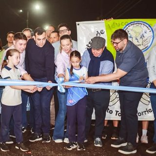 Santo Tomé inauguró obras en la colectora de Artigas