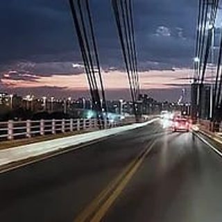 Una moto abandonada demoró el tránsito en el puente Chaco-Corrientes