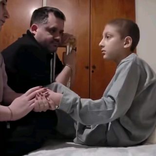 Ciro venció al cáncer y su reacción emociona a todos