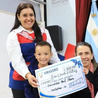 Premiaron a las escuelas ganadoras del Concurso PET