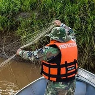 Secuestran más de mil metros de redes ilegales en el río Uruguay