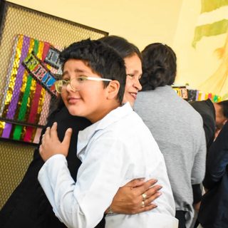 Escuela homenajeó a sus maestros por su día