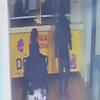 Robaron una agencia de pagos frente a la policía en Santo Tomé
