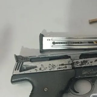Ituzaingó: detectan a un hombre de 80 años armado en un banco