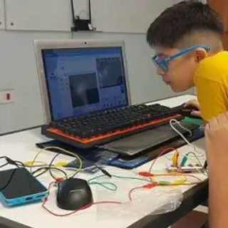 La UNNE lanza curso de robótica para chicos de 8 a 12 años
