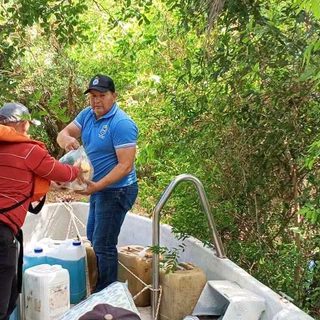 Asisten a familias y productores de Isla Apipé por la crecida del Paraná