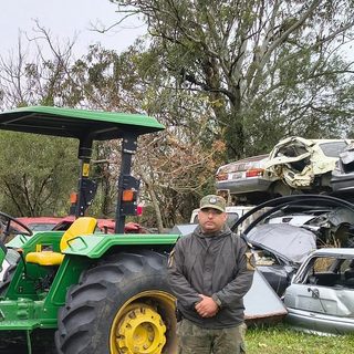 Recuperan en horas un tractor robado de un campamento forestal