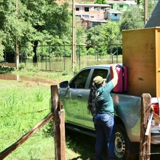 Itaipú evacúa a familias en Ciudad del Este por la crecida del Paraná