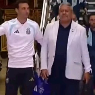 La Selección Argentina volvió al país con recibimiento especial
