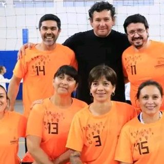 Docentes vuelven a las canchas por el Torneo de Vóley 2026