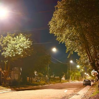 Santo Tomé: luces LED y cordones cuneta en el barrio Colón