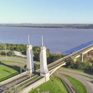 Brasil refacciona el puente que une Libres con Uruguayana
