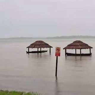 Alerta roja por la crecida del Paraná en Puerto Antequeras y Barranqueras