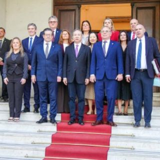 Embajador chino pide más exportación de yerba correntina
