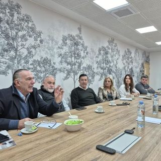 Buscan bajar costos logísticos para la industria forestal
