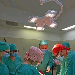 Residentes se forman en cirugía traumatológica en vivo