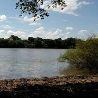 El río Uruguay crece en Santo Tomé y preocupa