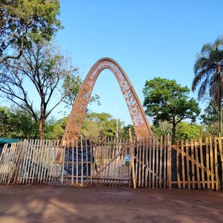 Virasoro ultima detalles del monumento al Centenario